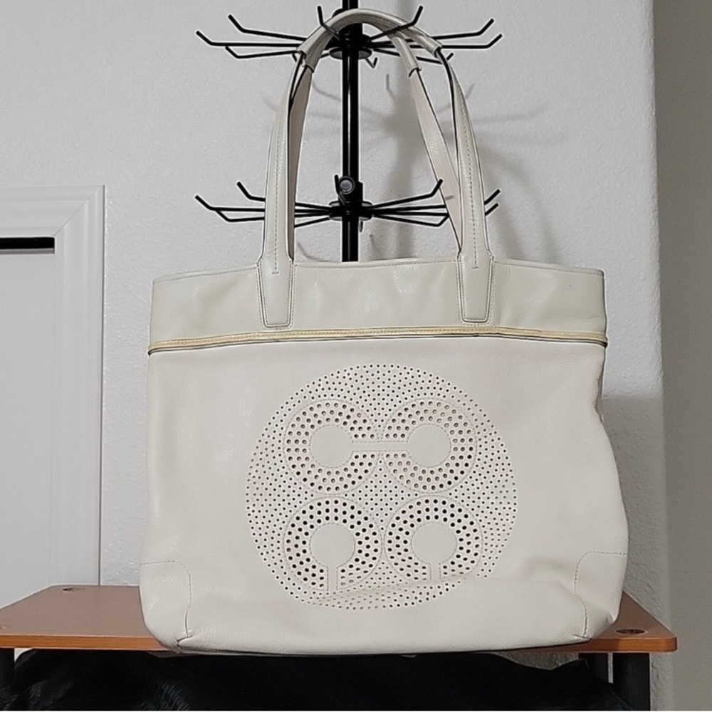 Coach large bag creme with yellow